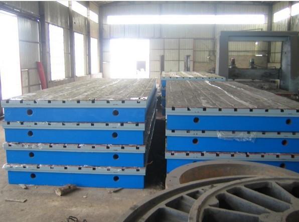 铸铁铆焊平台的清砂方式泊头市东工机械厂